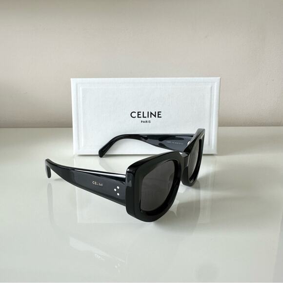 NEW!!! Celine Sunglasses CL40277I 01A Authentic Retail 480$ - Picture 3 of 8